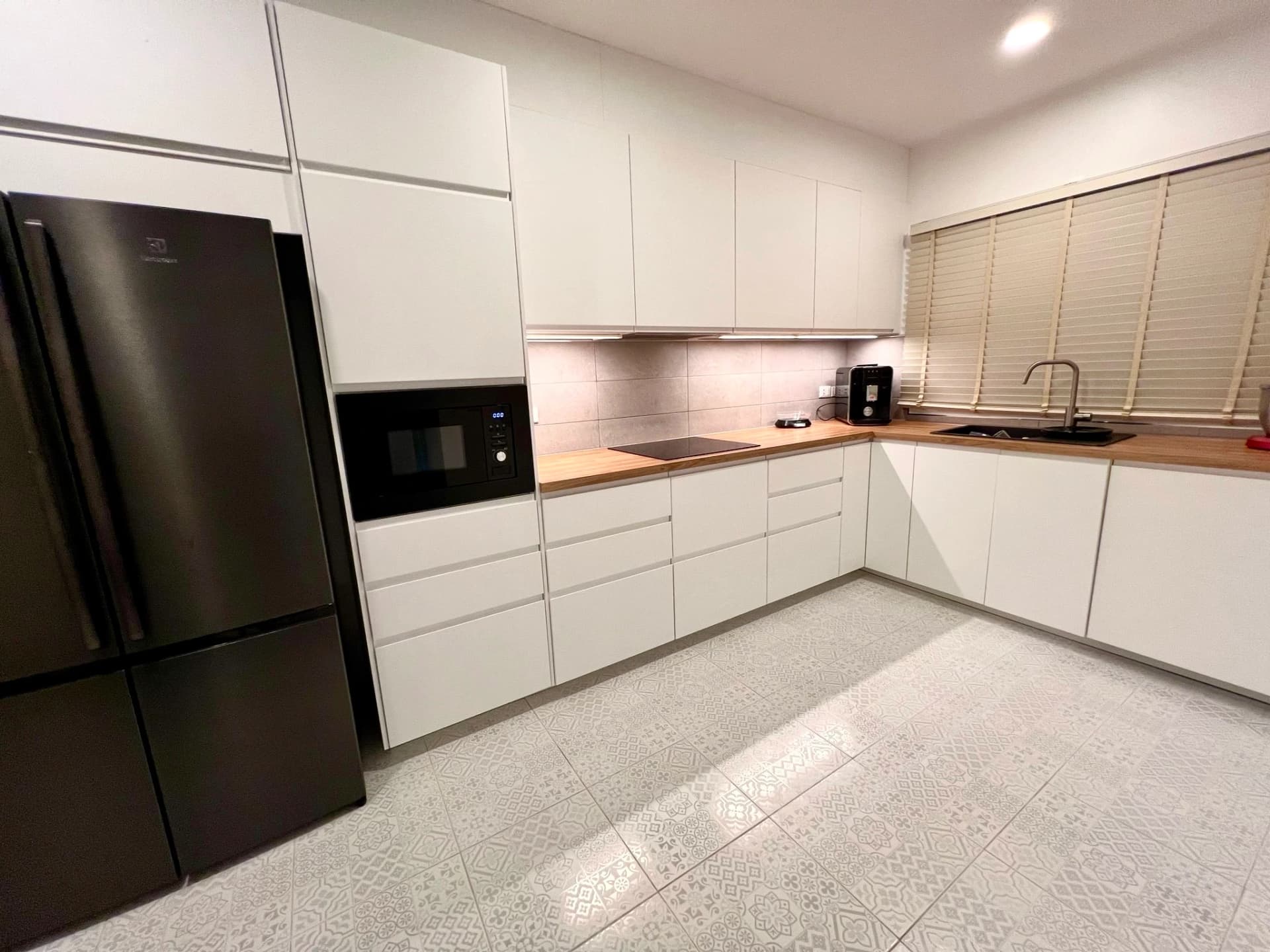 Kitchen with double door refrigerator